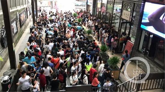 10月8日，上游新闻-重庆晨报记者从重庆索道公司获悉，截至10月7日，长江索道景区共接待游客11.8万人。